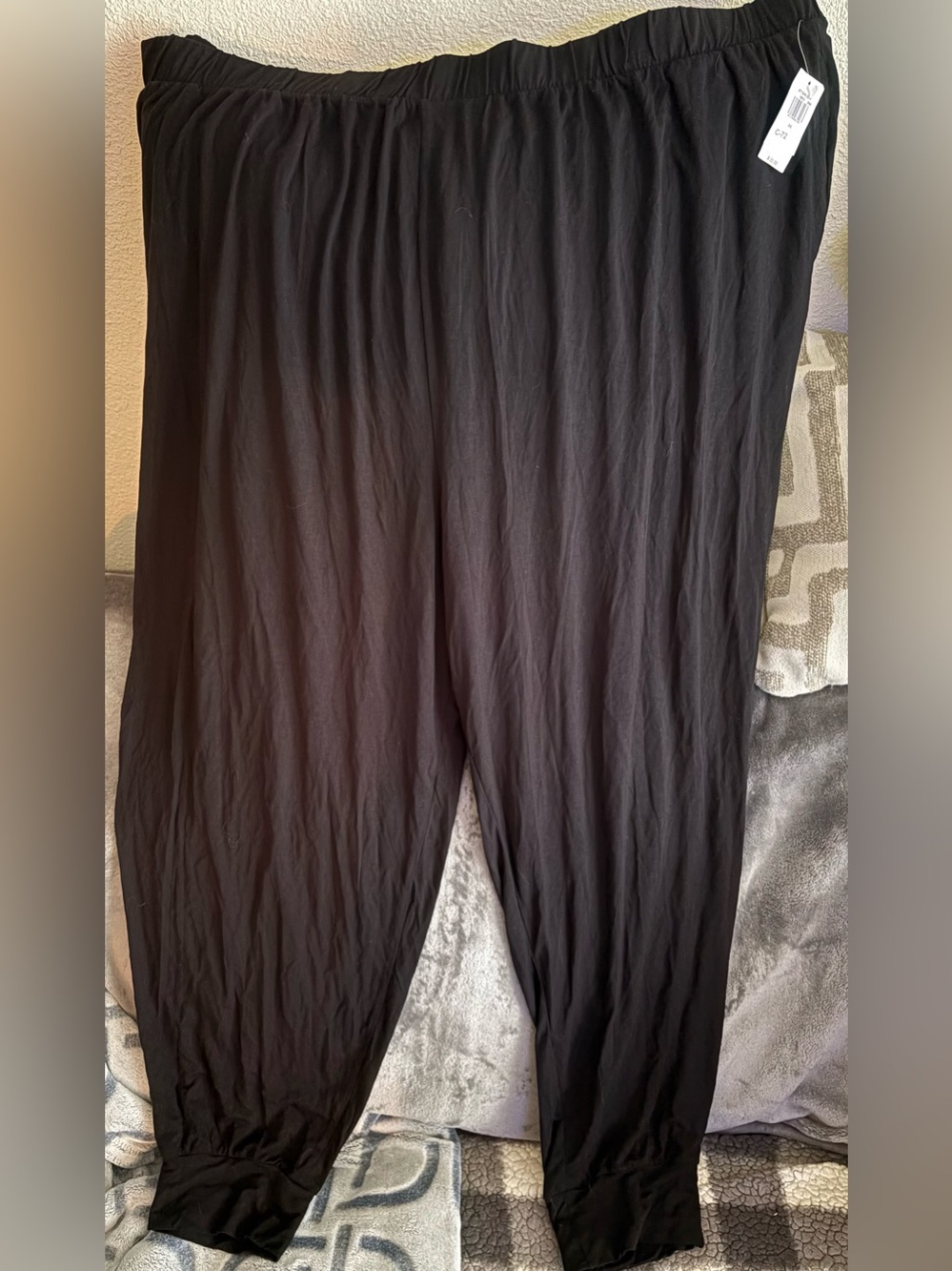 Old Navy Casual Pants Womens 3X Stretchy Knit Lightweight Cuffed Black NWT